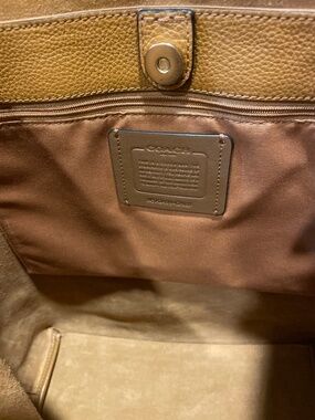 Brand New coach bag pebbled leather black